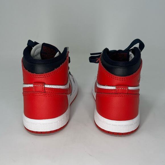 Nike Jordan 1 Retro High Top Sneakers OG Heritage Toddler Size 8 - Picture 3 of 8